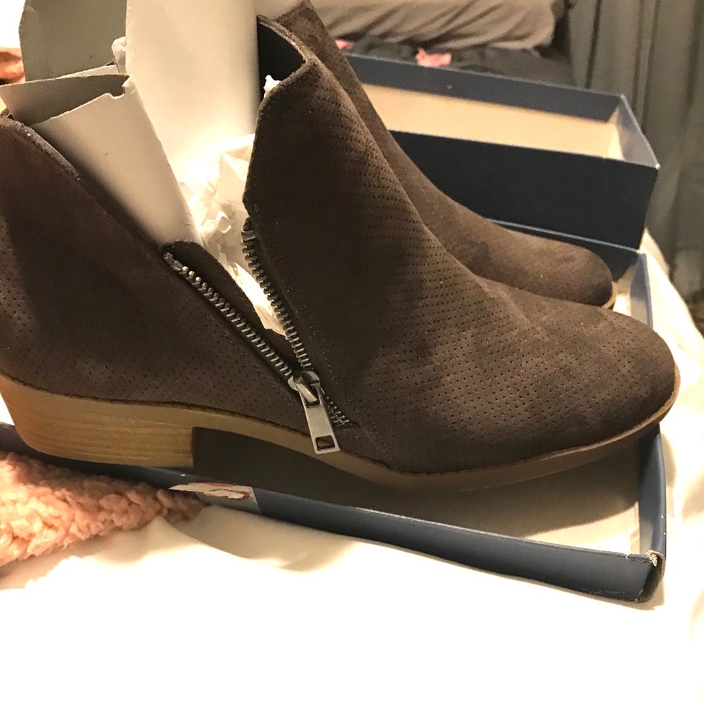 New, laser cut, micro suede, grey booties, size 10